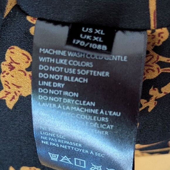 Anthropologie Women's Black Faux Leather Two Button Blazer Jacket - Picture 9 of 10